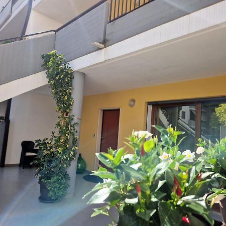 Artemide B&B มาเตรา ภายนอก รูปภาพ